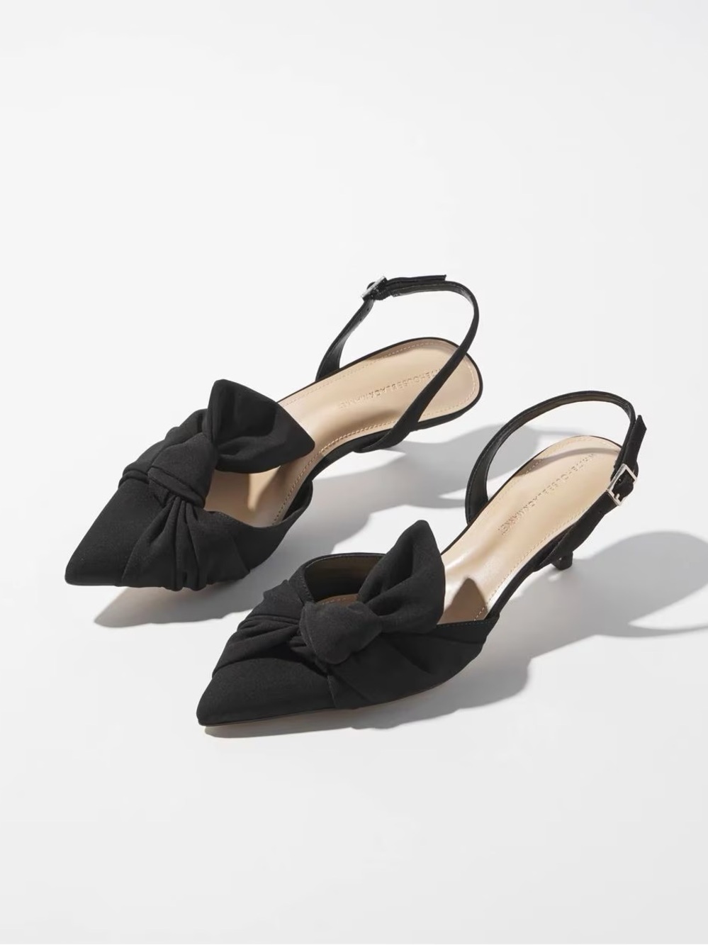 NIB WHBM Black Bow Pointed-Toe Slingback Kitten Heels—Size 9.5